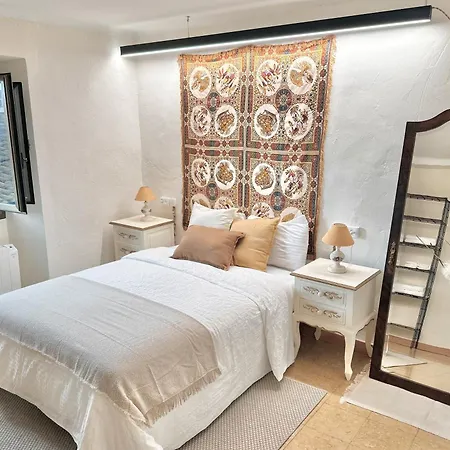 Casa Medieval En Centro 펜션